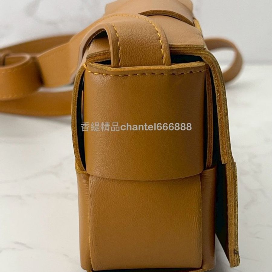 客訂 💗香緹國際精品💗 BV 焦糖色小羊皮 六格-3