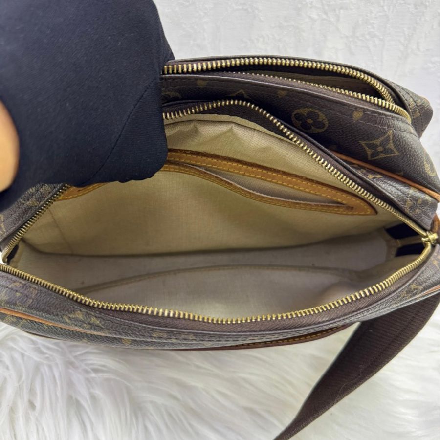LOUIS VUITTON Monogram Reporter PM金扣肩背袋棕色-10