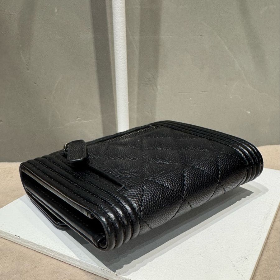 Chanel boy短夾-1