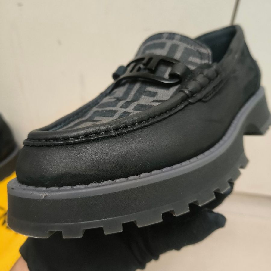 【8成新】㊣✨ FENDI✨**尺寸:8**(附盒子/防塵袋)芬迪 老花 皮革 帆布 厚底 增高 樂福鞋 懶人鞋 皮鞋/雙F/二手包/二手精品/保證正品-6