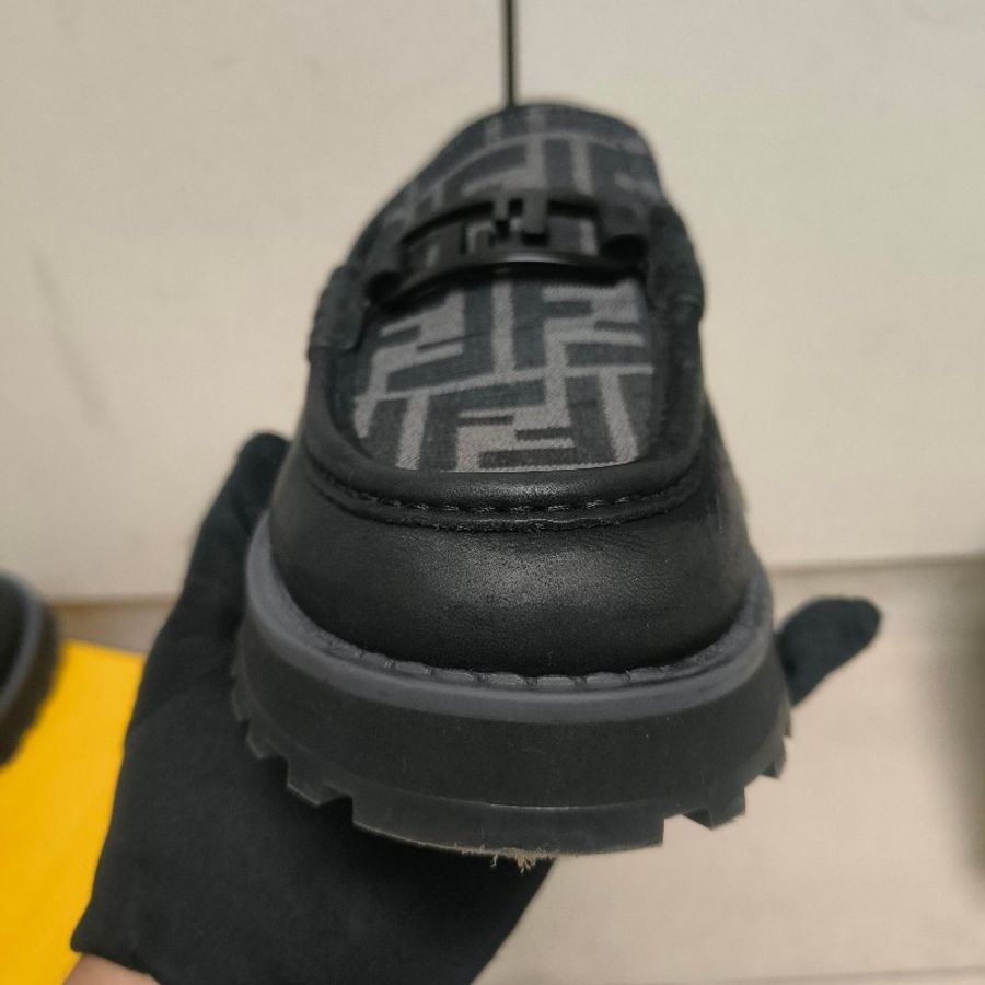 【8成新】㊣✨ FENDI✨**尺寸:8**(附盒子/防塵袋)芬迪 老花 皮革 帆布 厚底 增高 樂福鞋 懶人鞋 皮鞋/雙F/二手包/二手精品/保證正品-17