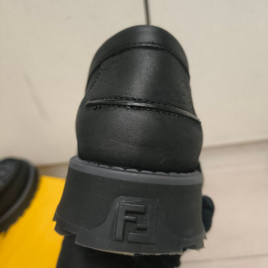 【8成新】㊣✨ FENDI✨**尺寸:8**(附盒子/防塵袋)芬迪 老花 皮革 帆布 厚底 增高 樂福鞋 懶人鞋 皮鞋/雙F/二手包/二手精品/保證正品-20