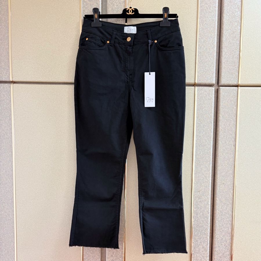 19)全新義大利精品Clips黑色棉質9分褲 M-小L適穿 原價12800-0