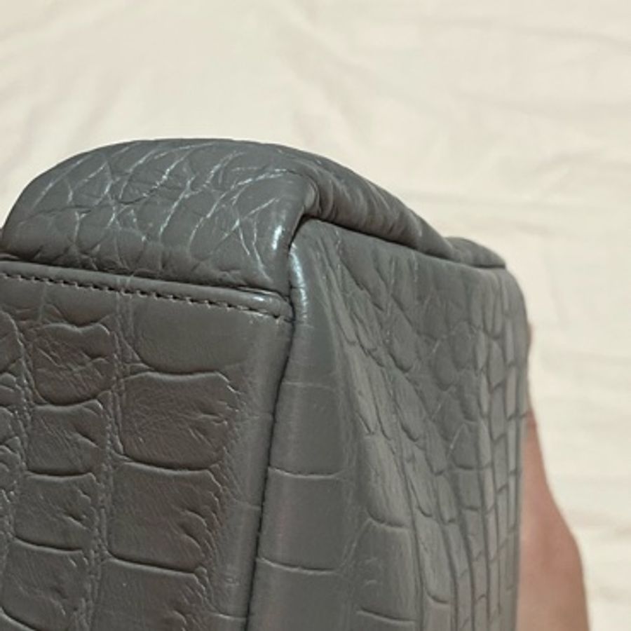 YSL郵差包灰色鱷魚紋牛皮/復古銀鏈-7