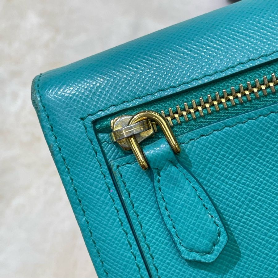 PRADA 湖水綠長夾 XB674-28