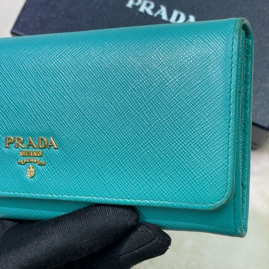 PRADA 湖水綠長夾 XB674-45