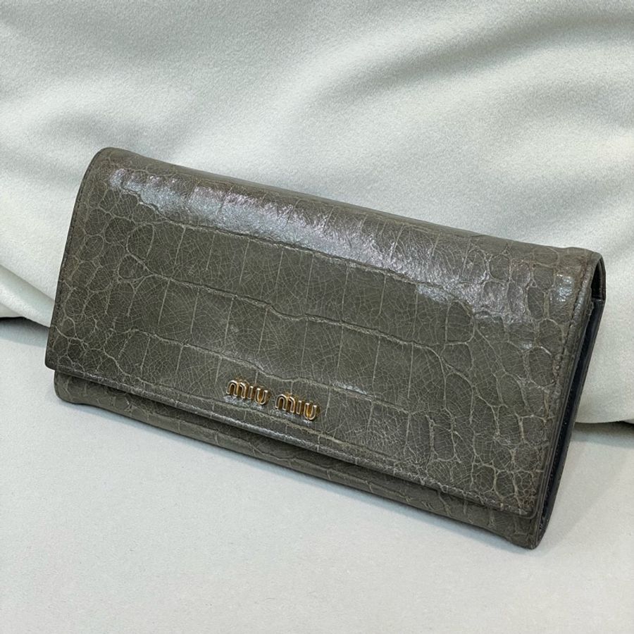 MIU MIU 灰綠色鱷魚紋長夾 XA422-0