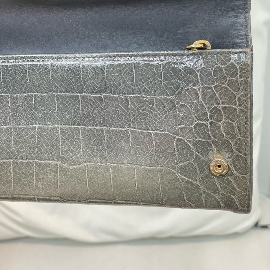 MIU MIU 灰綠色鱷魚紋長夾 XA422-36