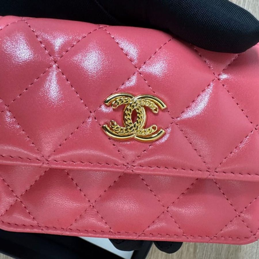 Chanel / 香奈兒 西柚粉 mini 斜挎包-17