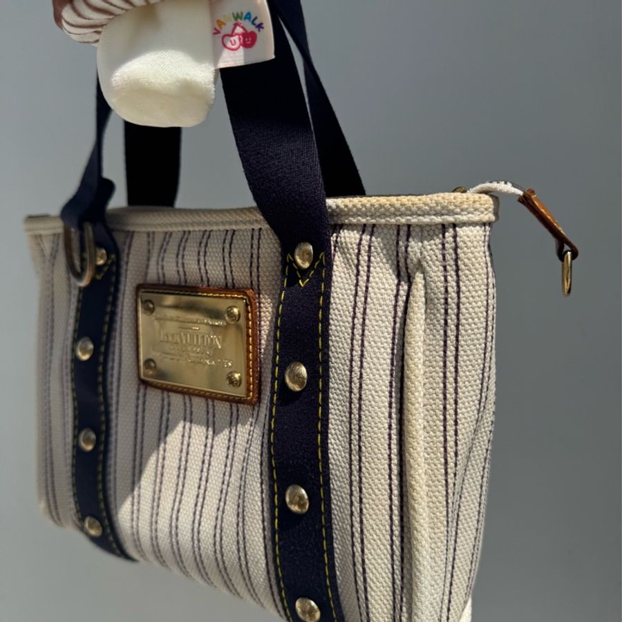 Louis Vuitton LV小金牌條紋帆布手提包-5