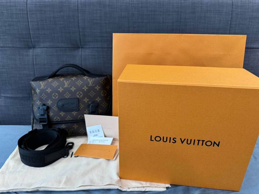 Louis Vuitton Trail 郵差包-0