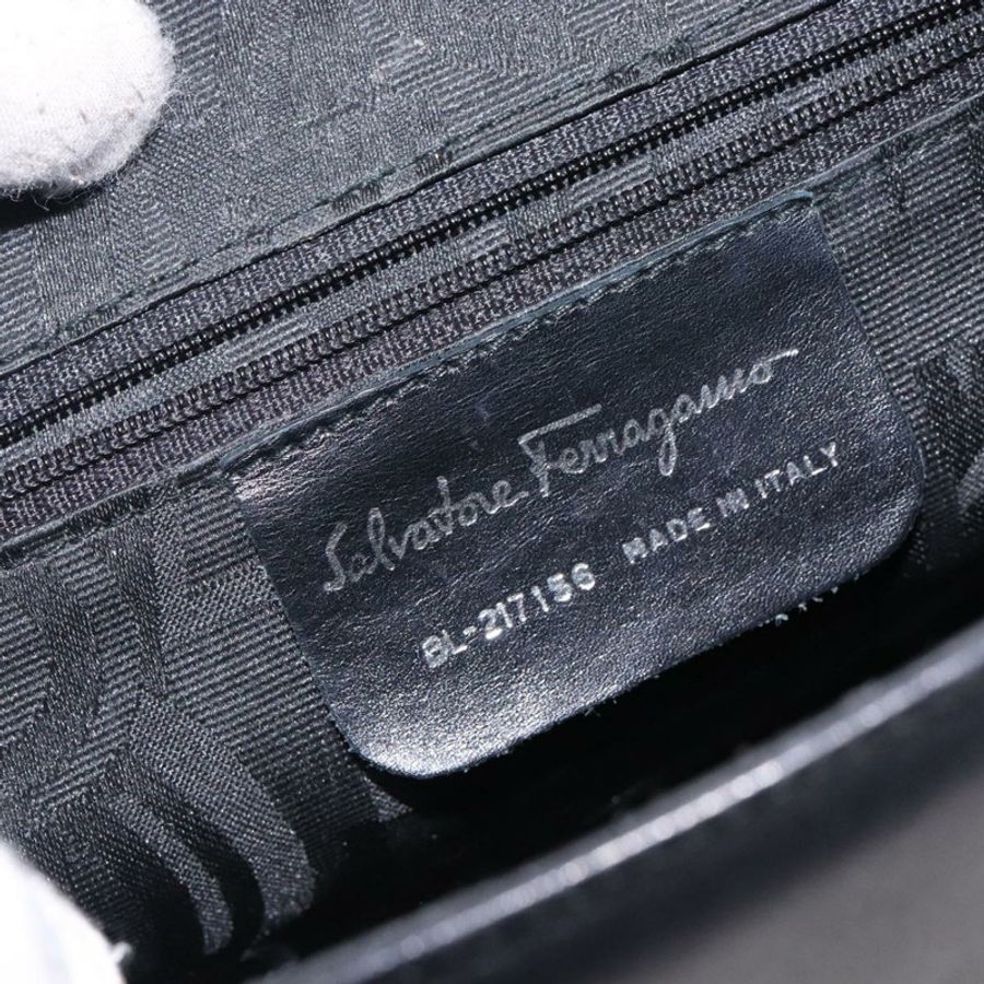 【日本直送】Salvatore Ferragamo Gancini 單肩包 皮革 黑色 銀色 正品 gh280-11