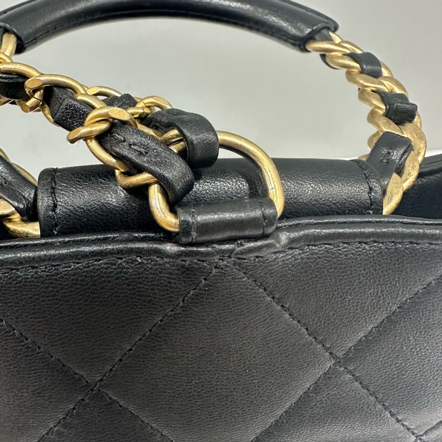 chanel as1362 黑皮金釦手提後背包-8
