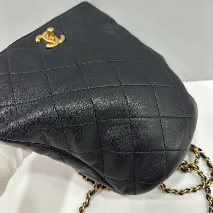 chanel as1362 黑皮金釦手提後背包-15