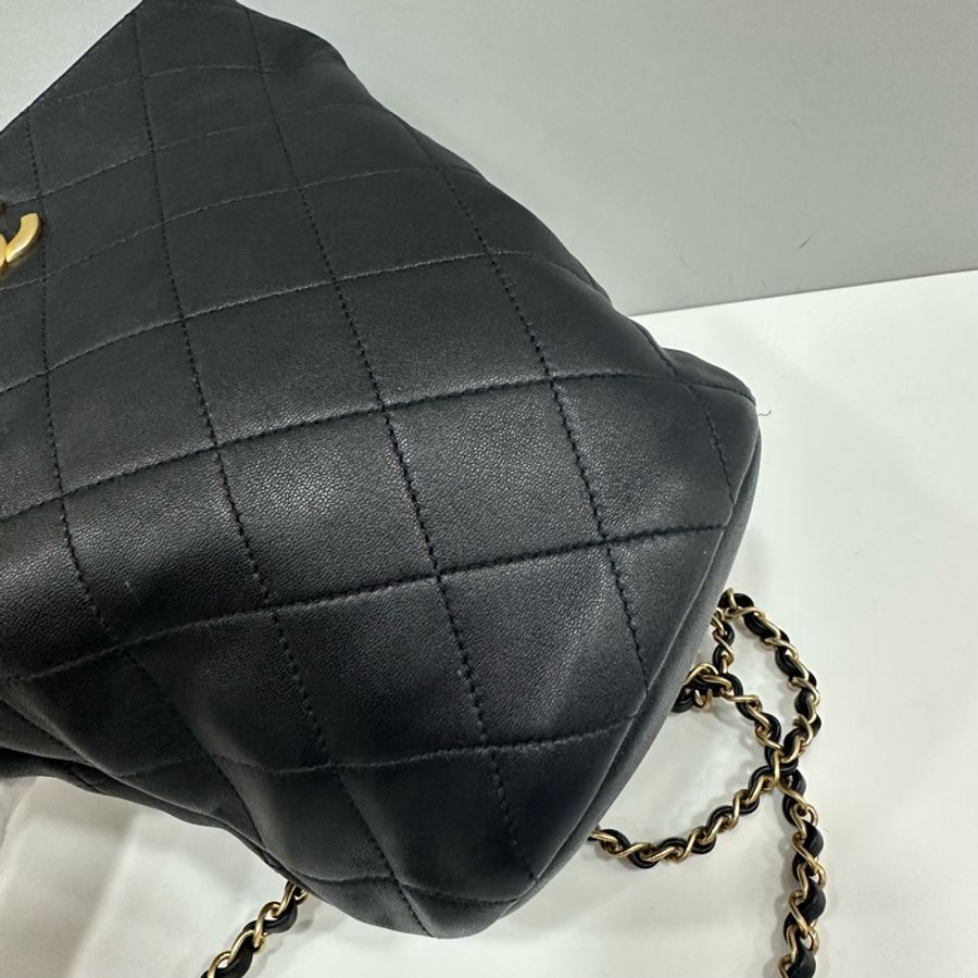 chanel as1362 黑皮金釦手提後背包-16