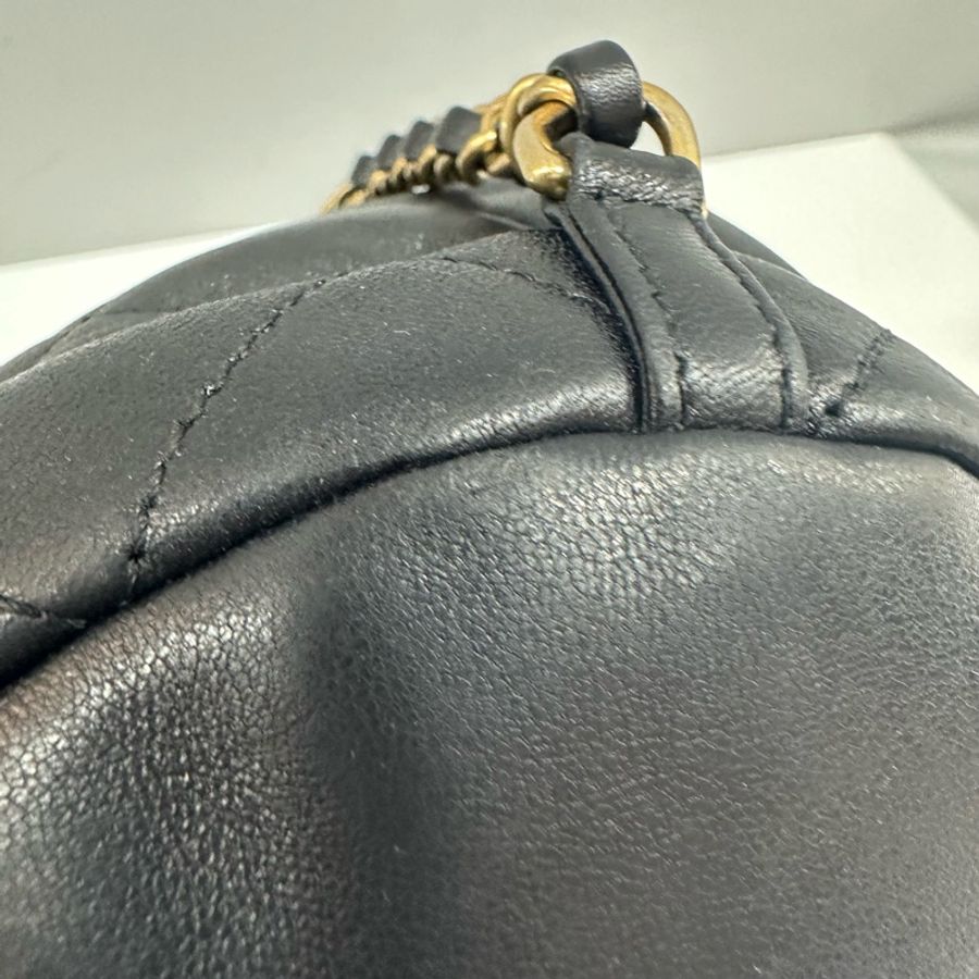 chanel as1362 黑皮金釦手提後背包-23
