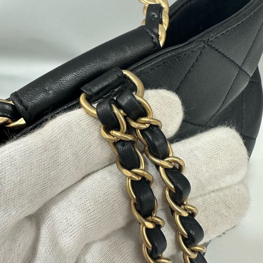 chanel as1362 黑皮金釦手提後背包-44