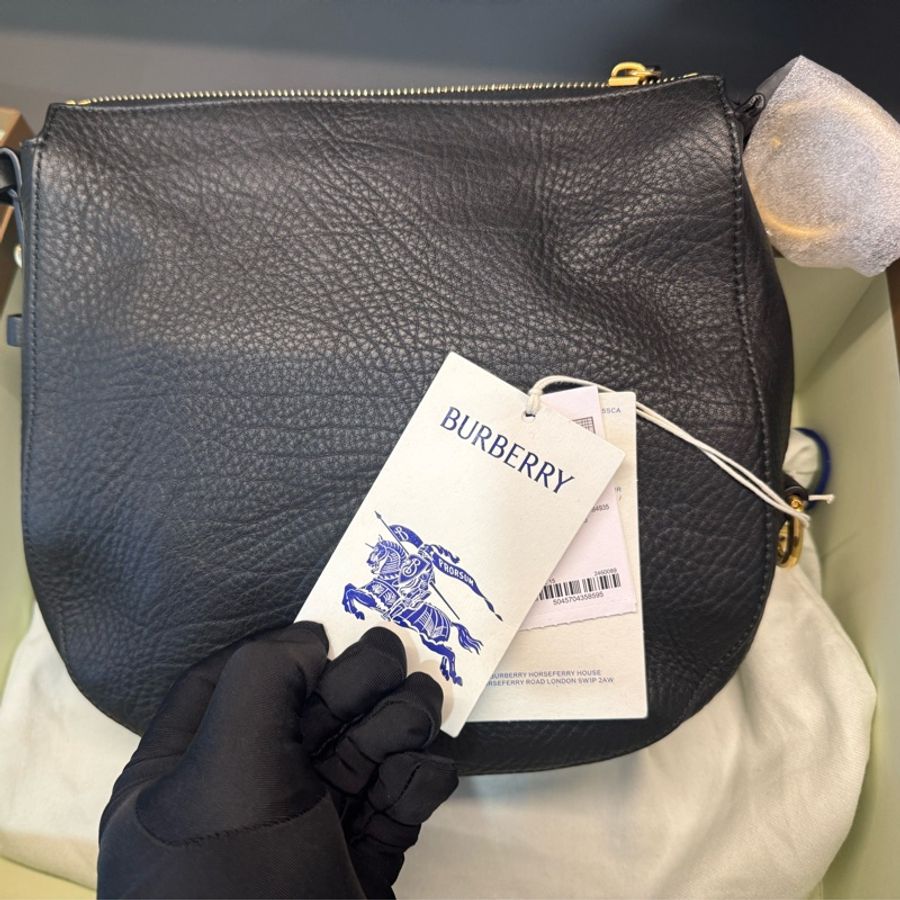 🔥Burberry 騎士包 Knight Bag Black Small-6
