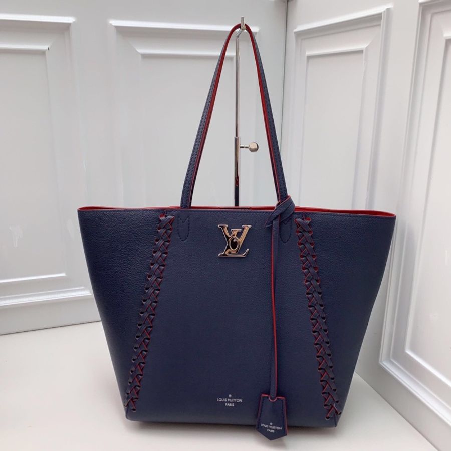 99新LV路易威登 lock me深藍色銀扣 的紅色全絨內里tote購物袋 NF同款-5