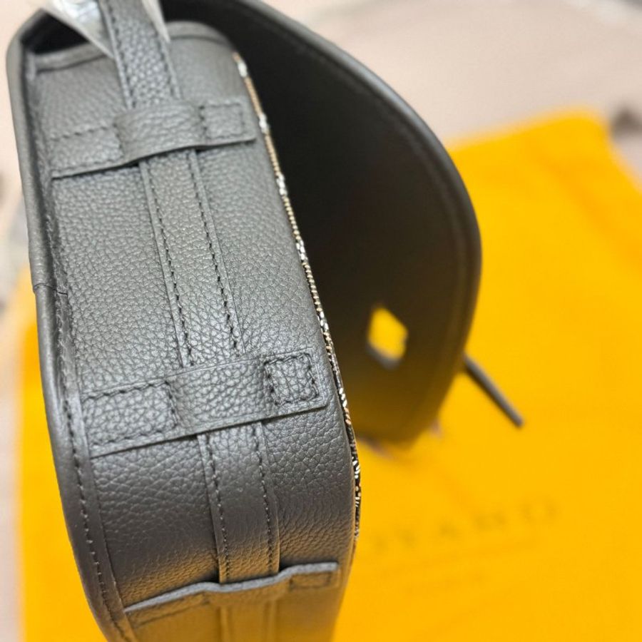 【全新正品】Goyard Belvedere 3 PM Noir 經典黑 信差斜背包|附防塵袋+購物袋|稀有現貨-11