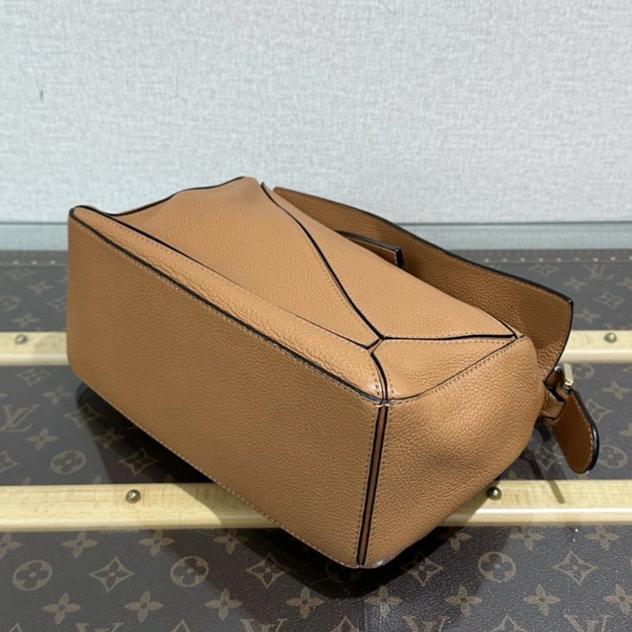 LOEWE 棕色金扣 puzzle小號拼圖手提肩背斜背包 25*15*10 98新配件塵袋-2
