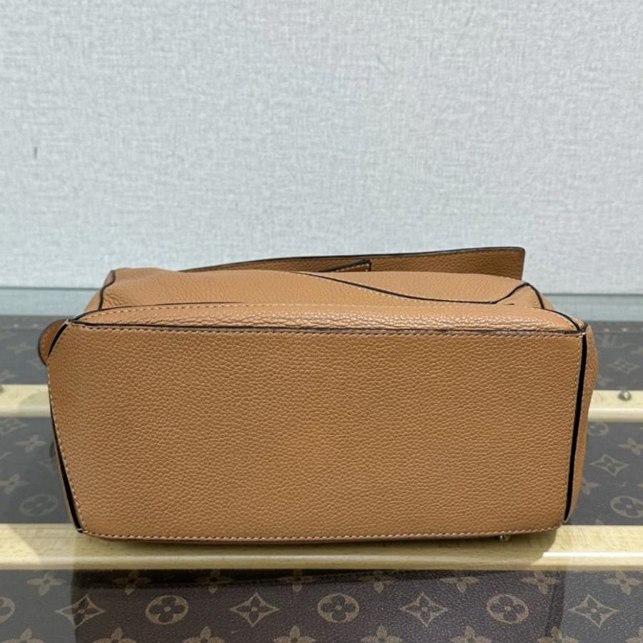 LOEWE 棕色金扣 puzzle小號拼圖手提肩背斜背包 25*15*10 98新配件塵袋-3