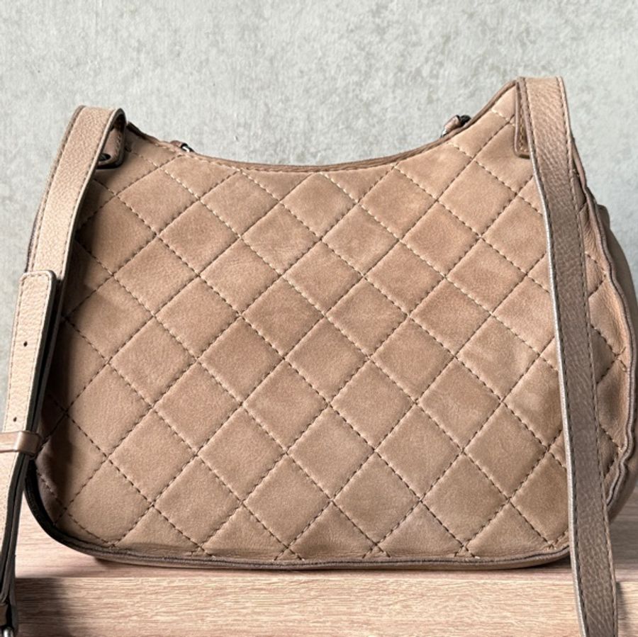 chanel vintage 麂皮硬幣銀扣馬鞍郵差包/達拉斯徽章/熔岩鏈/卡其色/美拉德/灰棕色-7