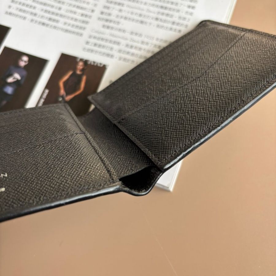 ::LOUIS VUITTON:: LV 黑色EPI水波紋皮革短夾 皮夾-14