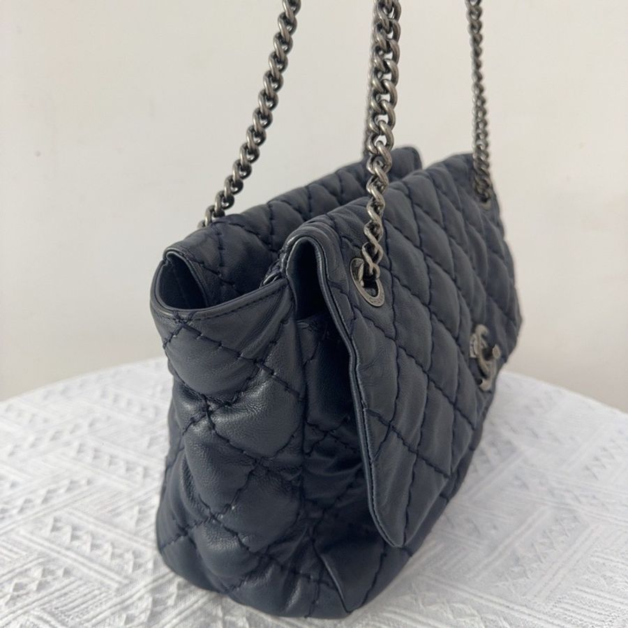 CHANEL 香奈兒 海軍藍 外縫菱格紋機場包 尺寸約35x23 年份17開編碼~-3
