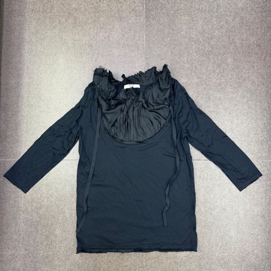 prada t shirt-0