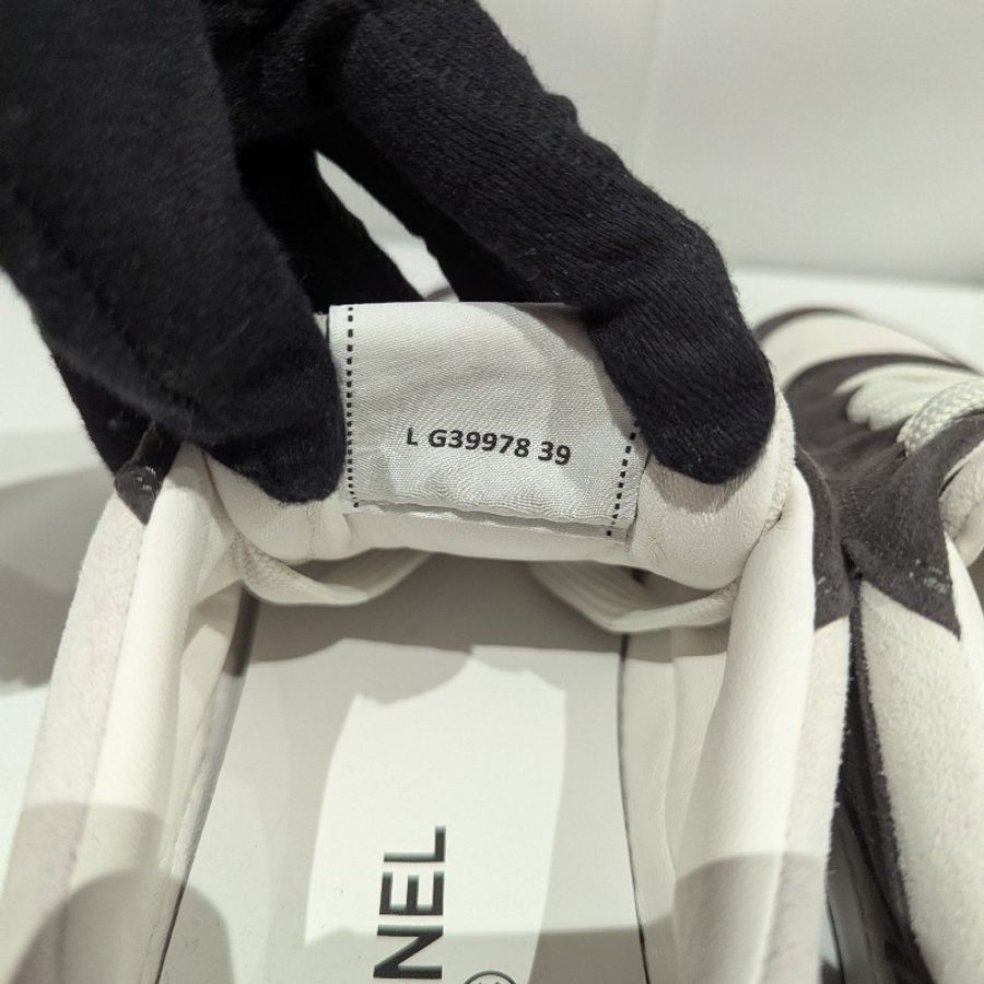 莉亞精品♡Chanel 麂皮熊貓雙C休閒鞋 近新美鞋 尺碼39-9