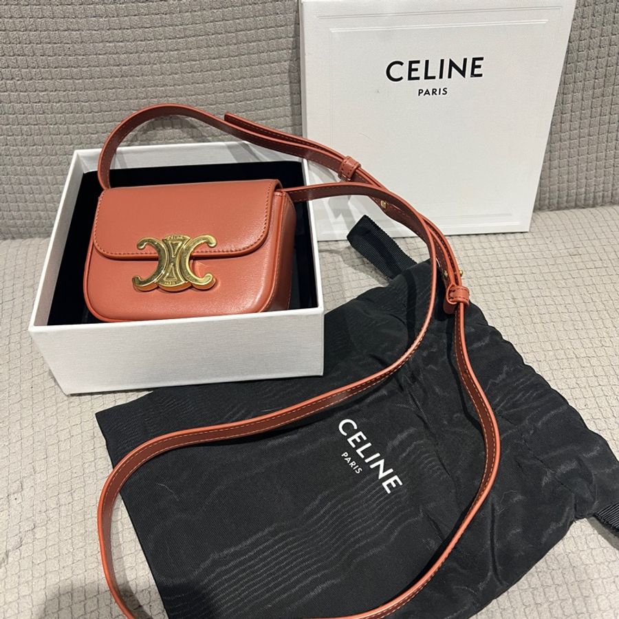 全網最後一顆💗Celine Mini Triomphe凱旋門 小廢包 焦糖色-0