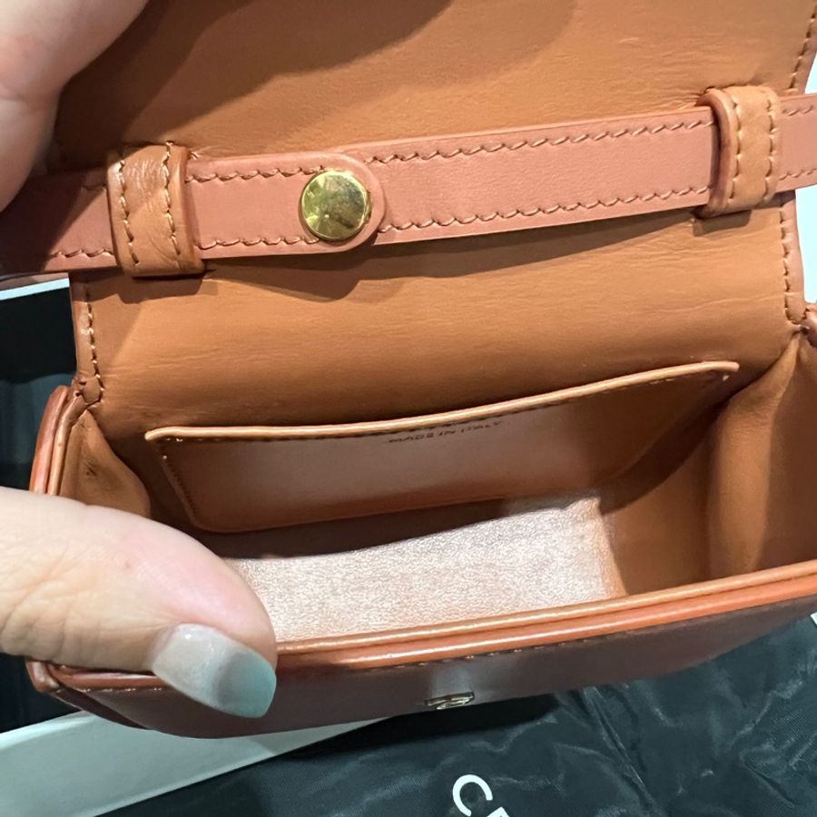全網最後一顆💗Celine Mini Triomphe凱旋門 小廢包 焦糖色-4