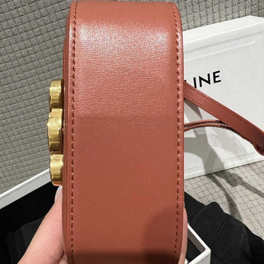 全網最後一顆💗Celine Mini Triomphe凱旋門 小廢包 焦糖色-7
