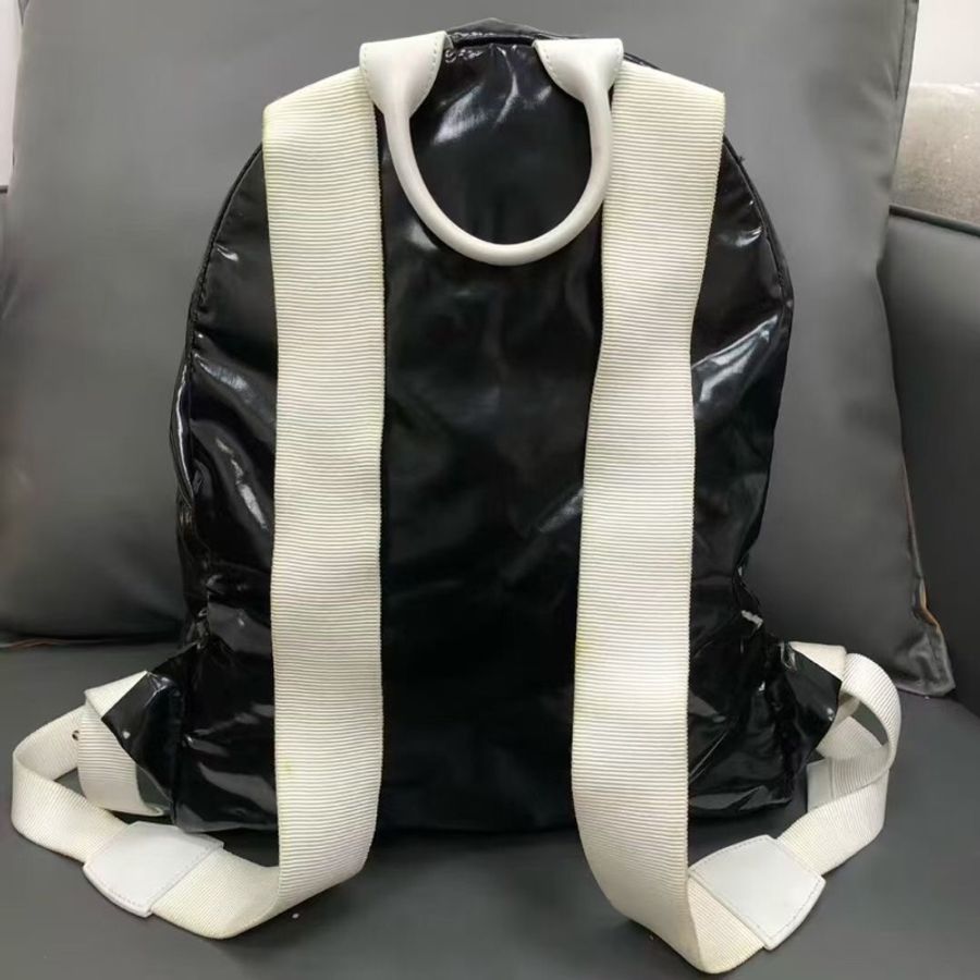 二手Chanel香奈兒游輪系列秀款黑白熊貓雙肩包,鐳射27開-1