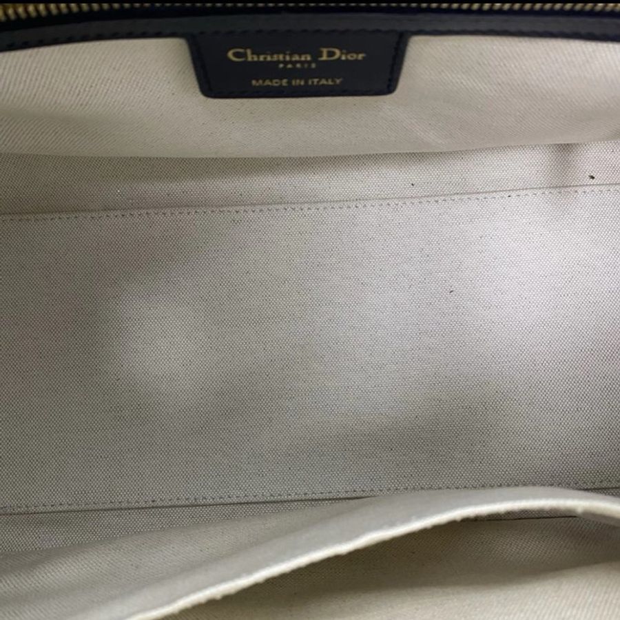 DIOR 黑白拼色光滑小牛皮手提肩背保齡球包34*18*15 98新配件保卡塵袋-1