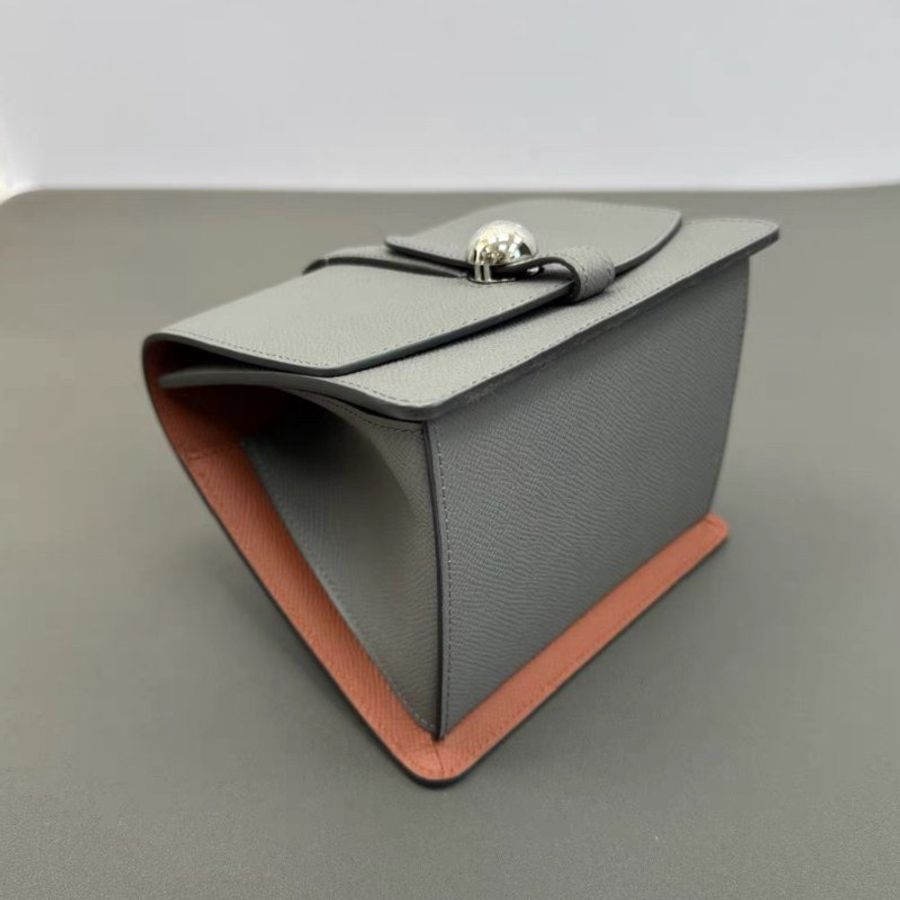 MOYNAT 拼色銀扣手提三角粽子包 17*13*12 98新-4