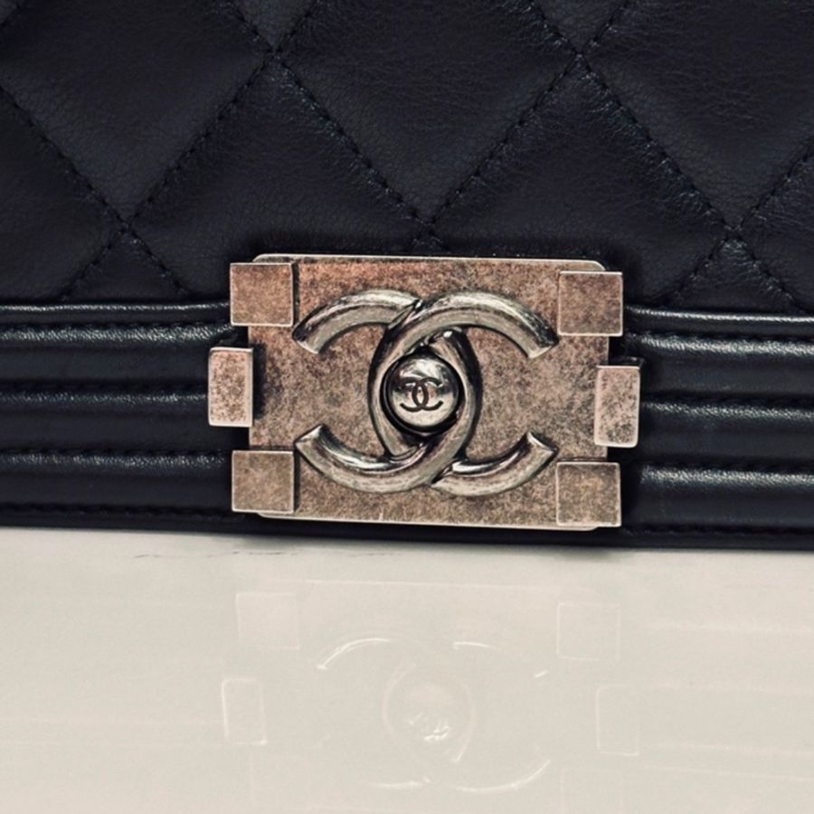 Chanel leboy28黑銀全牛皮鏈條斜挎包 #99新閒置 #櫃上在售25萬-14
