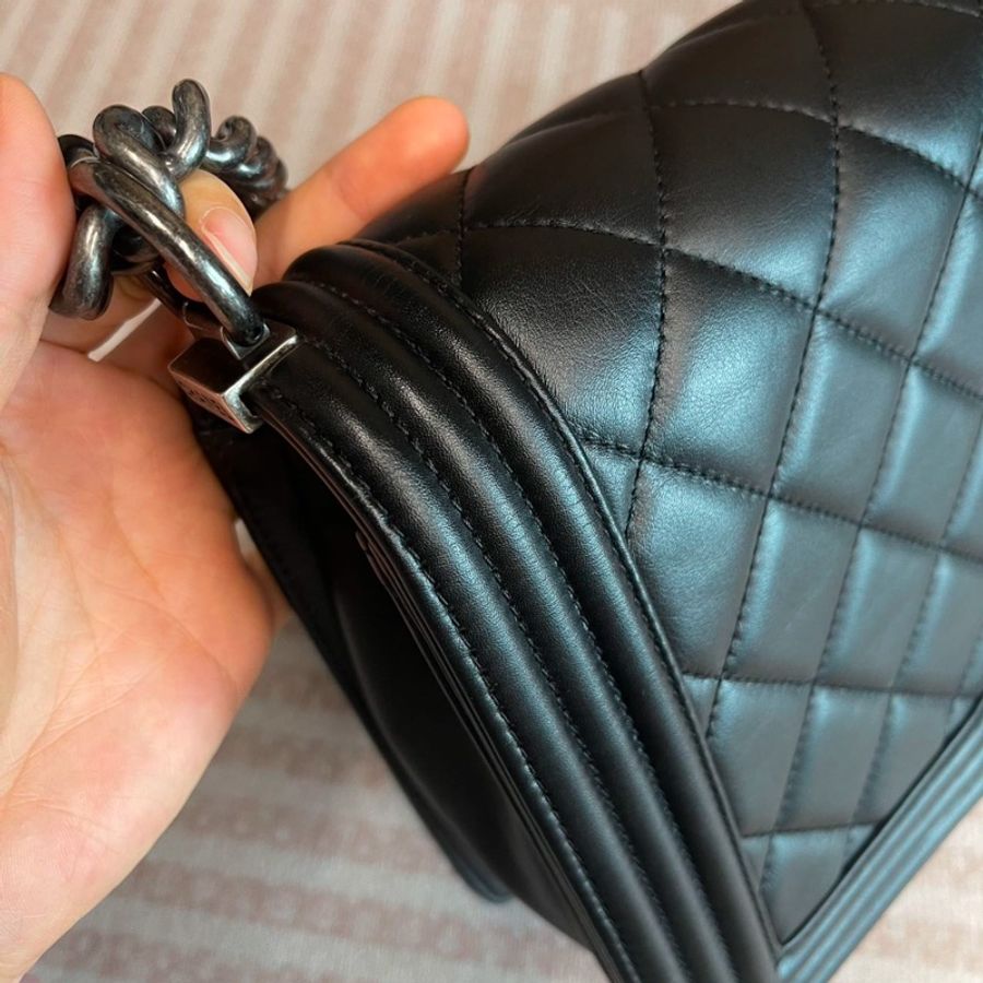 Chanel leboy28黑銀全牛皮鏈條斜挎包 #99新閒置 #櫃上在售25萬-19