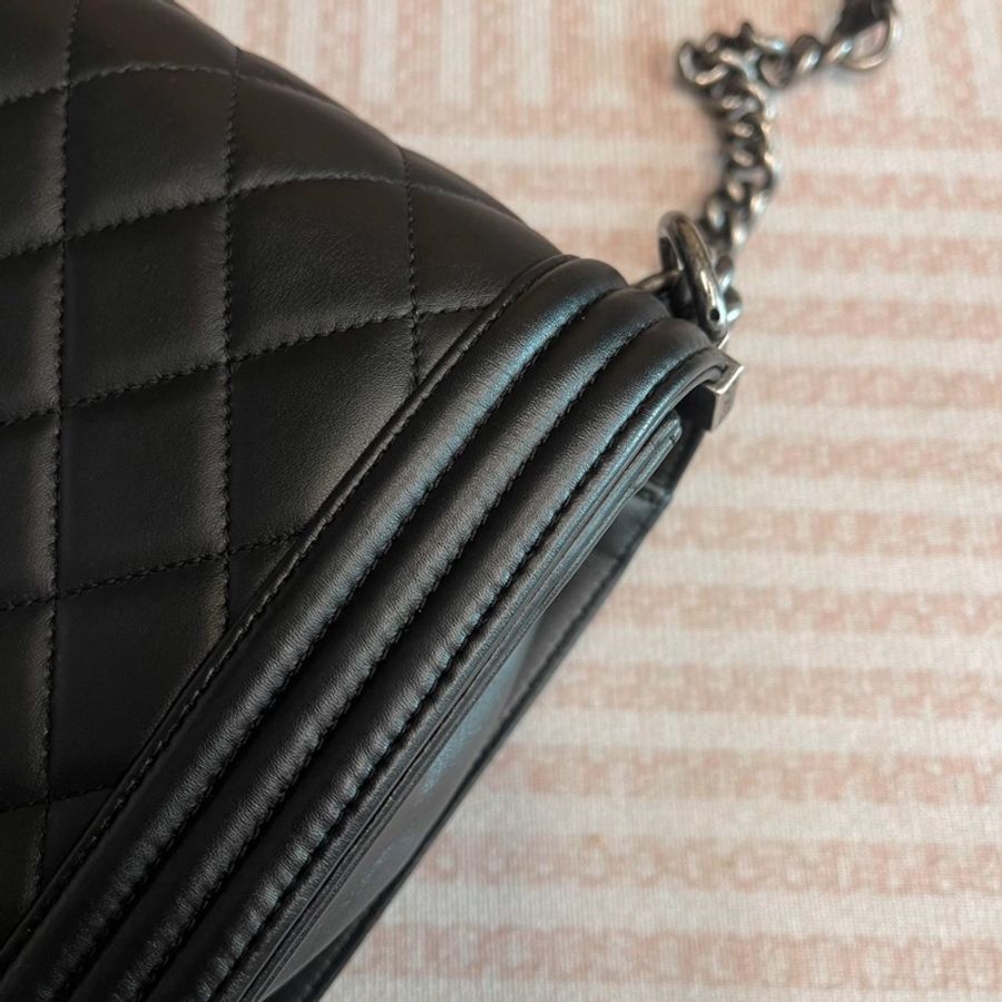 Chanel leboy28黑銀全牛皮鏈條斜挎包 #99新閒置 #櫃上在售25萬-22