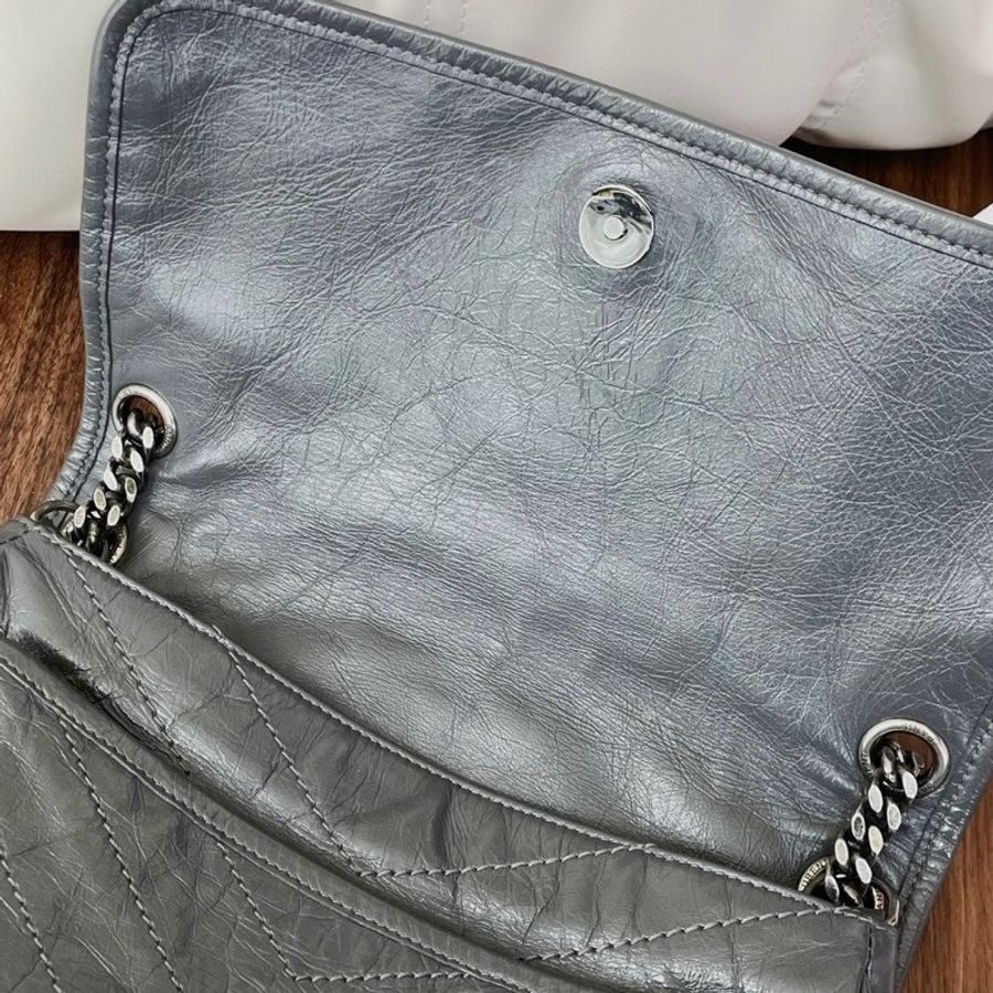 ysl niki中號灰色尺寸28*20*9 年份2019-4