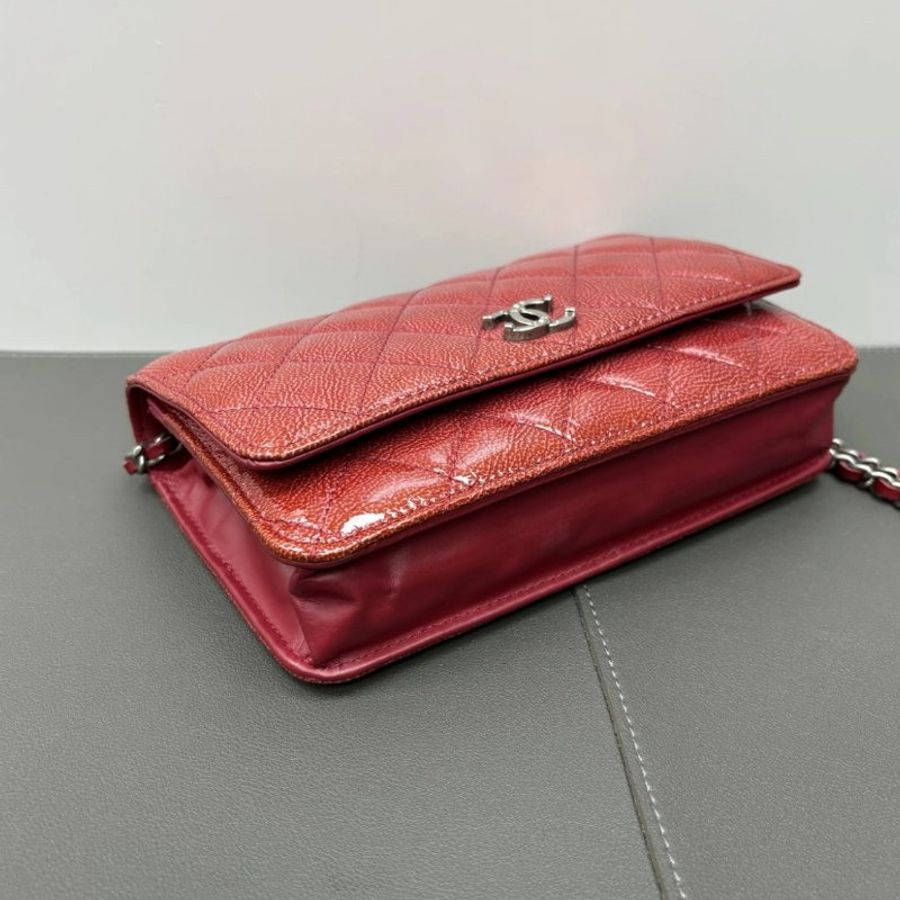 CHANEL 紅色銀扣Woc斜背鏈條包19*12*4 98新配件盒子保卡塵袋-4