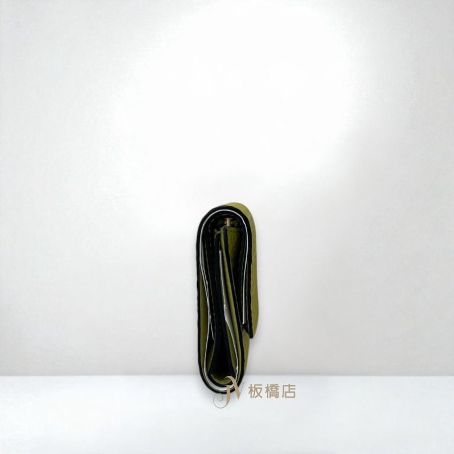 LOEWE 皮夾 滿版壓印LOGO牛油果綠三折短夾-1