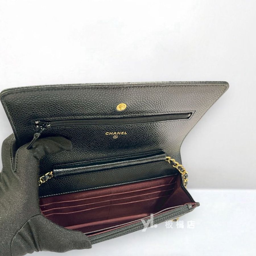 CHANEL 黑荔枝皮金釦WOC A33814-6