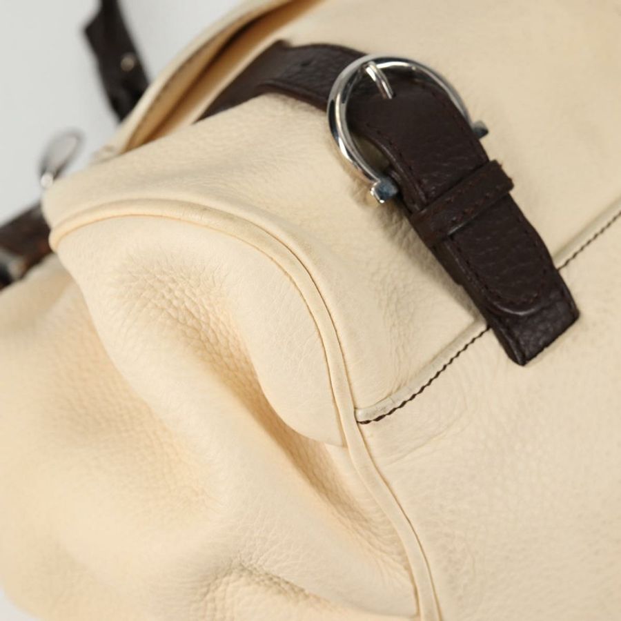 【日本直送】Salvatore Ferragamo Gancini 手袋 皮革 象牙色 銀色 正品 136857-14
