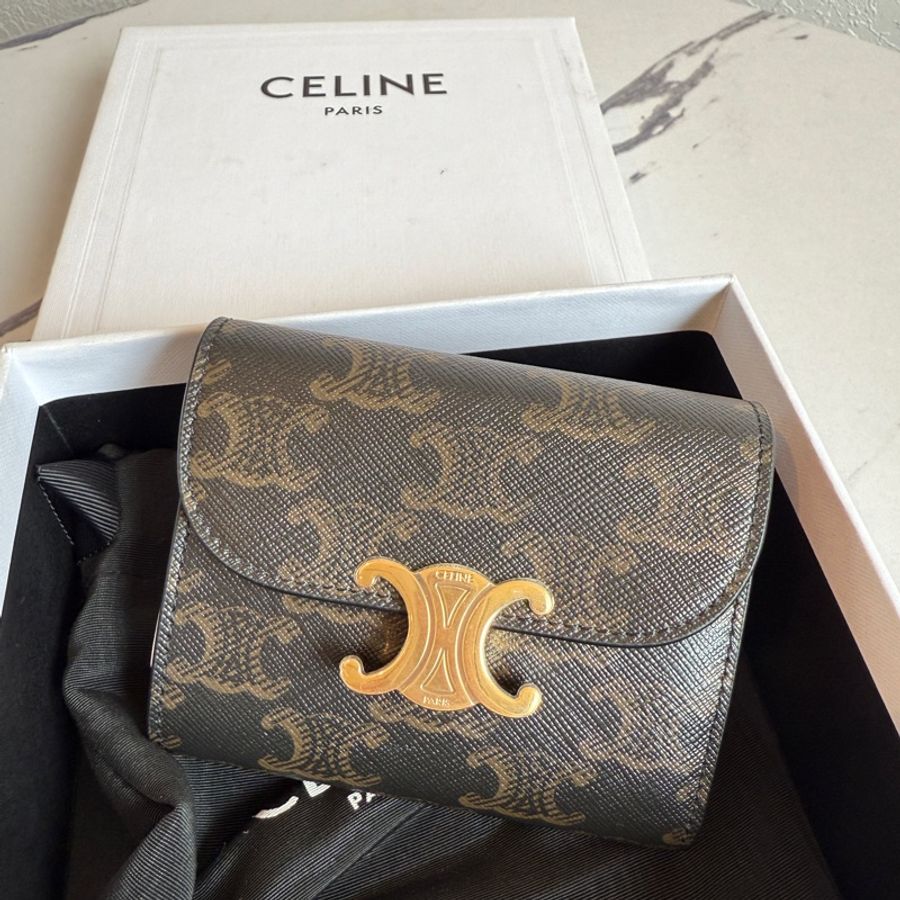 Celine 老花三折短夾😆🥰經典-0