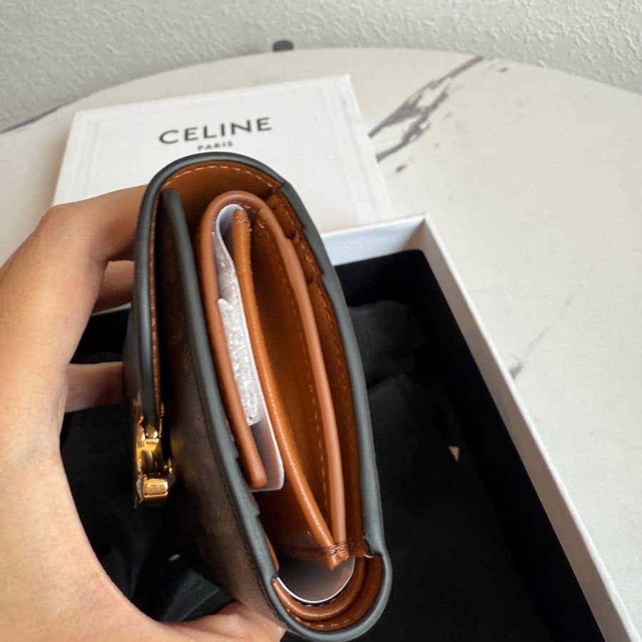 Celine 老花三折短夾😆🥰經典-1
