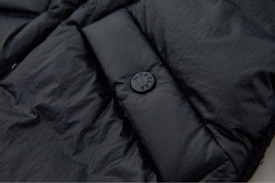 ❤️MONCLER 針織羽絨拼接款外套-4