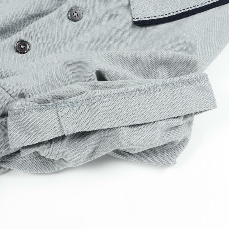 愛馬仕 (HERMES) H 刺繡口袋，搭配藍色 Polo 衫，棉質布料，二手男款 #S-5