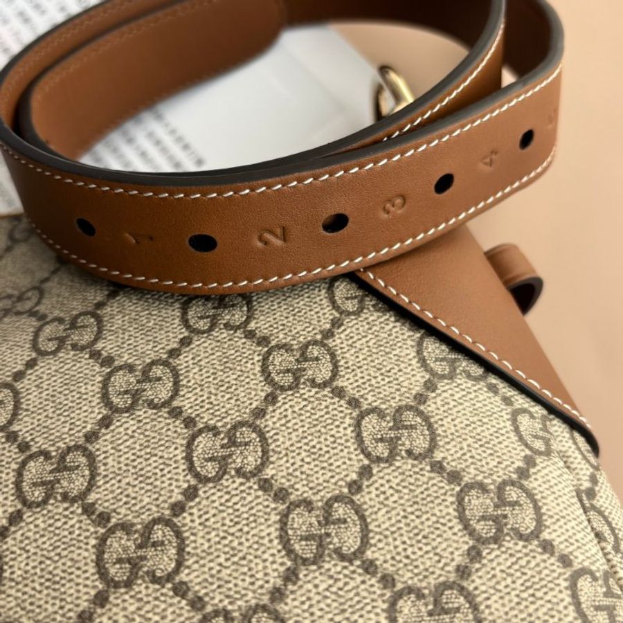::GUCCI:: Emblem 滿版花紋 拼接棕色皮革中號肩背包 托特包-3